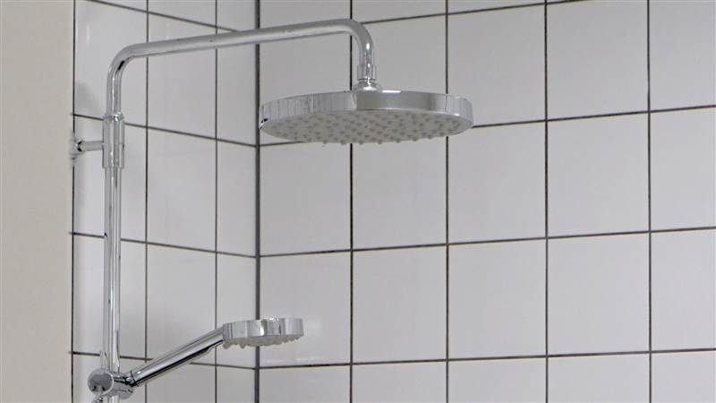 Hotel Danmark Shower 1