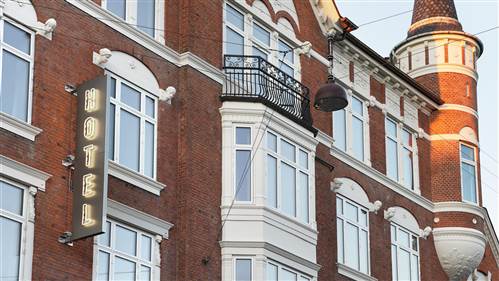 Hotel Hans Facade