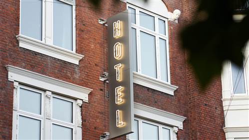 Hotel Hans Facade