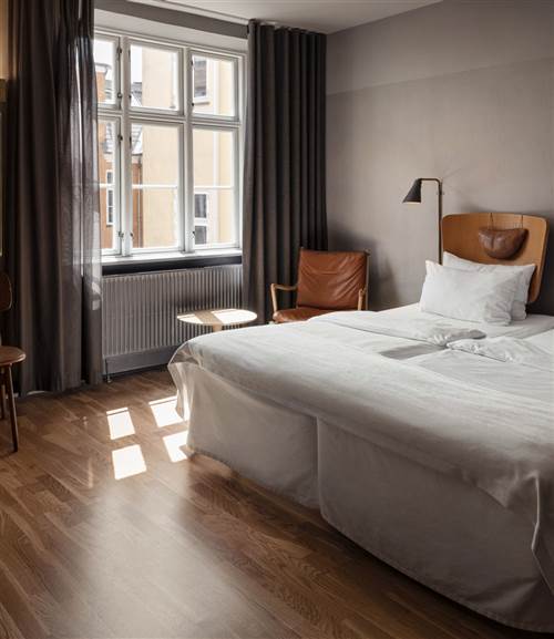 Hotel SP34 Superior Double Room (Custom)