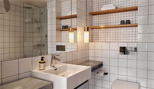 Hotel SP34 Bathroom (2)
