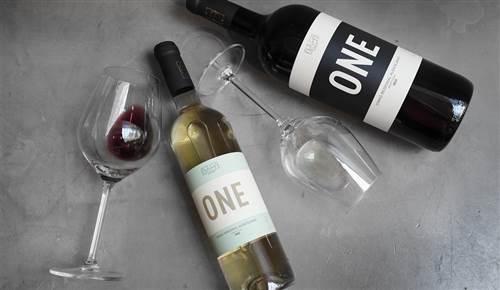 signature wine hour