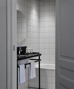 Hotel Danmark - Junior Suite badeværelse