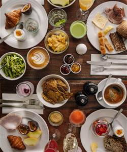 Hotel SP34 breakfast portrait