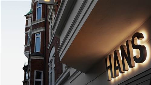 Hotel Hans Facade