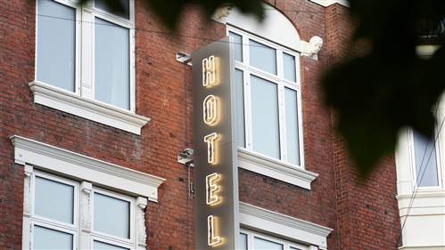 Hotel Hans Facade